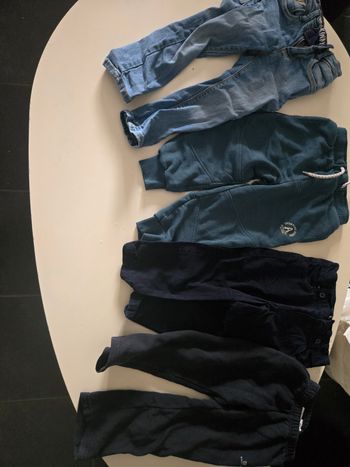 Lot pantalon 3 ans