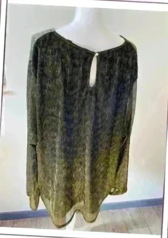 Blouse à paillettes taille 54/56 - photo numéro 4