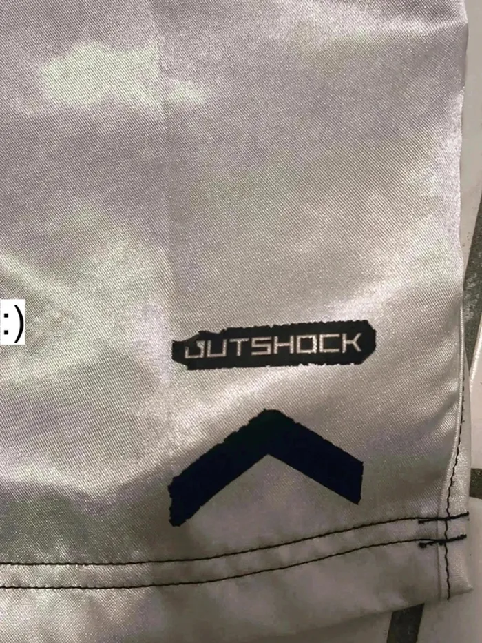 🥊 Short de boxe Outshock noir et blanc - photo numéro 7