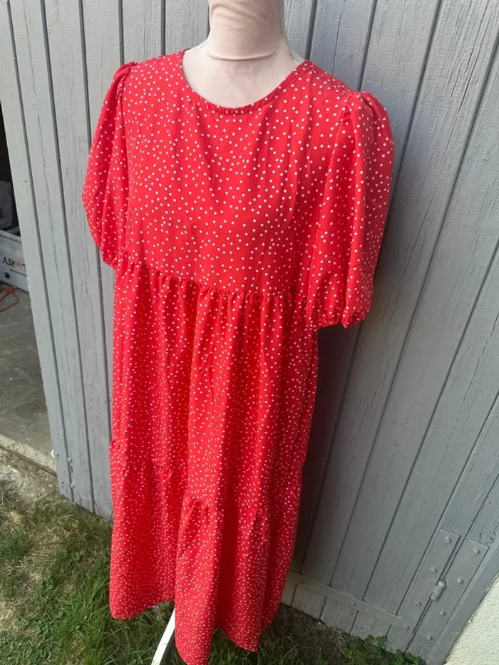 Robe longue rouge à pois blancs 40/L - photo numéro 3