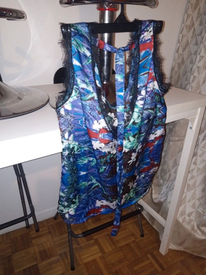 Magnifique chemisier taille S - photo numéro 5