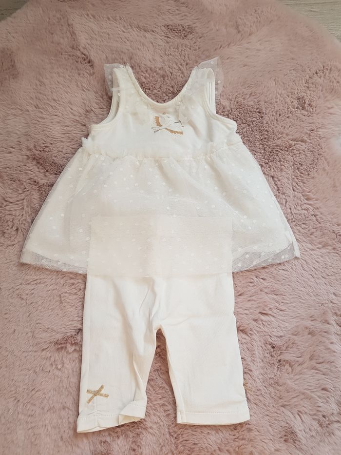 Robe et legging 6 mois