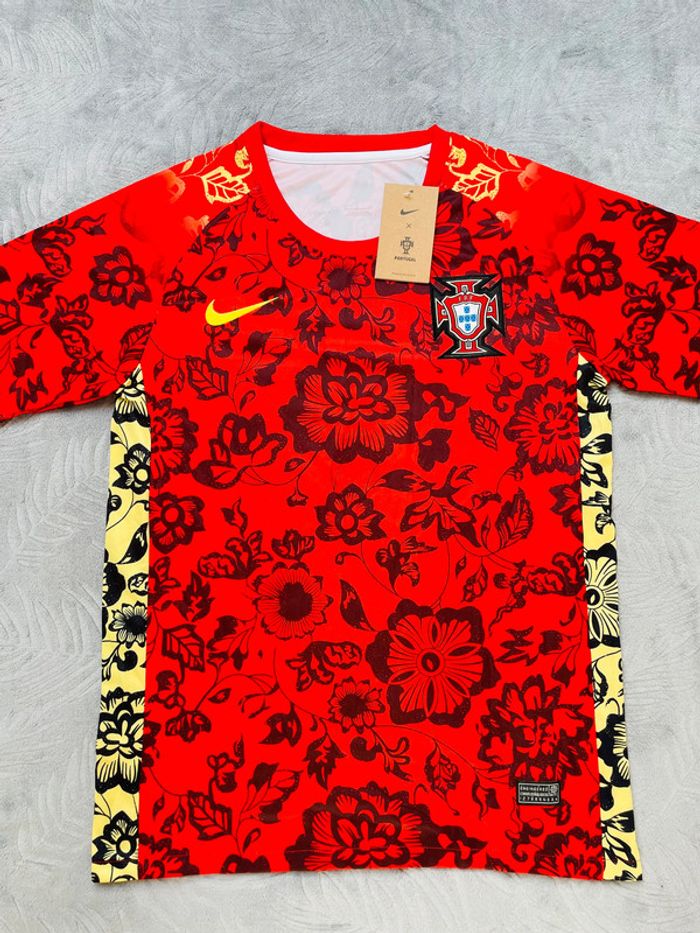 Maillot concept foot Portugal rouge fleurs taille S