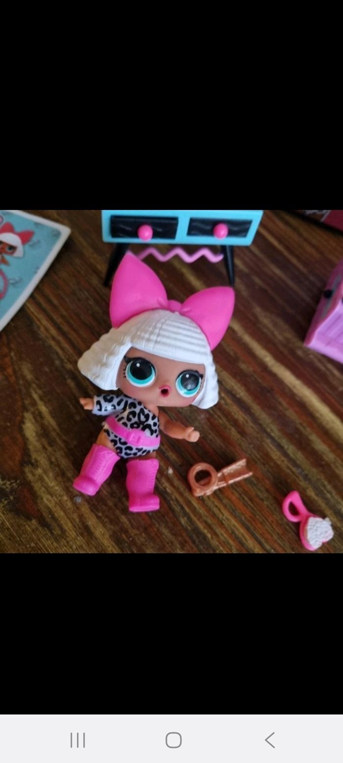 beau lot LOL SURPRISE - photo numéro 3