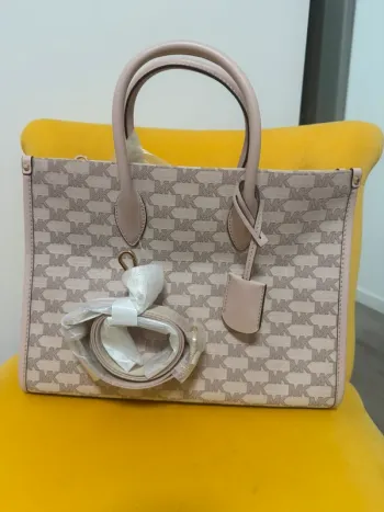 Sac cabas rose Michael kors