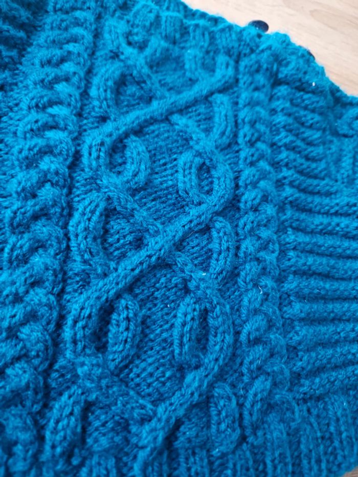 Pull chaud - photo numéro 3