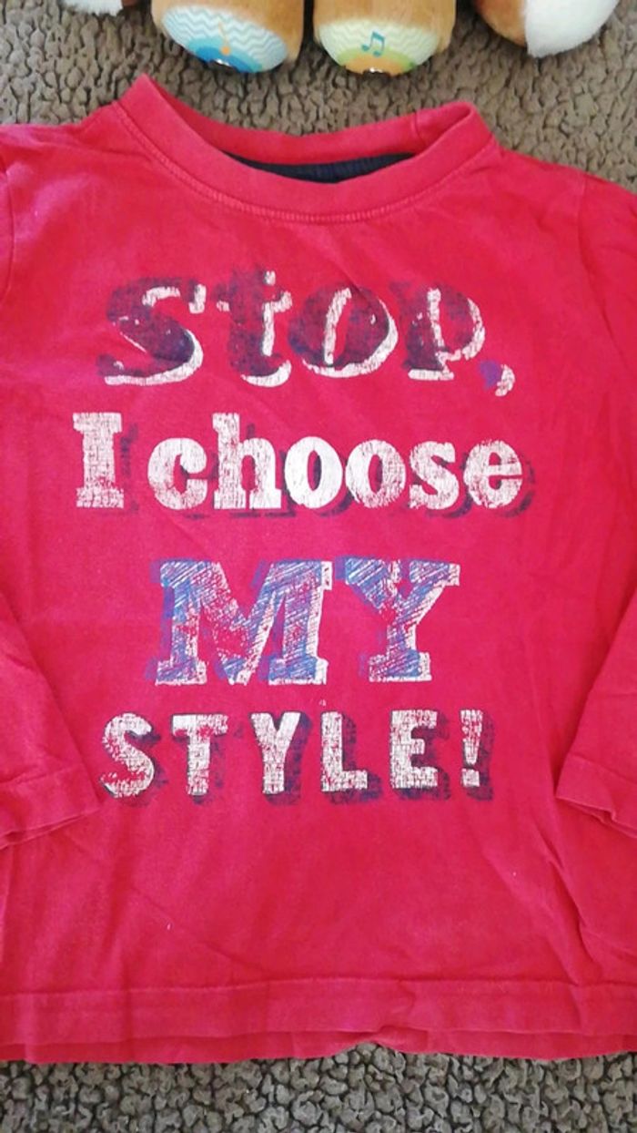 T shirt manches longues rouge 5 ans - photo numéro 2