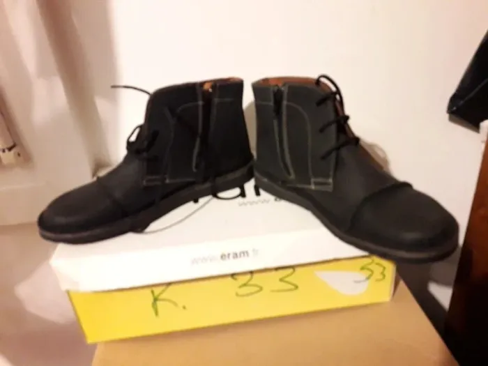 Désert boots enfants neuves pointure 33 - photo numéro 7
