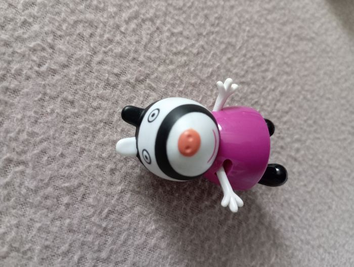 Lot figurines personnages Peppa pig a l'école - photo numéro 8
