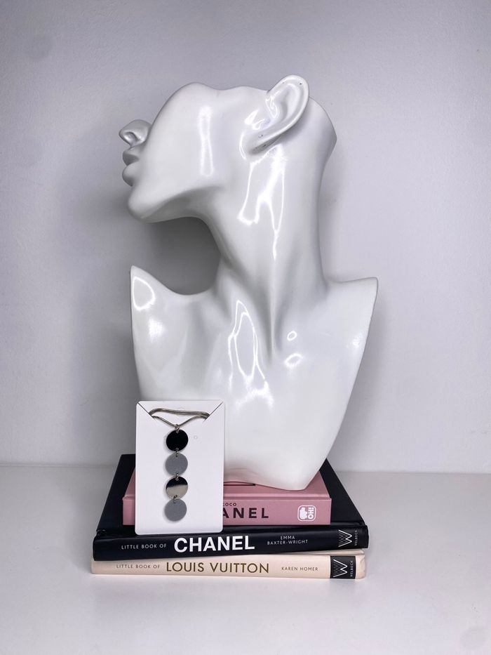 Collier rivière argenté le manège à bijoux - photo numéro 4