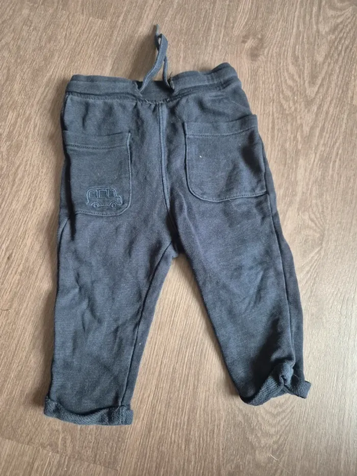 Magnifique lot de 4 pantalons 12 mois - photo numéro 11