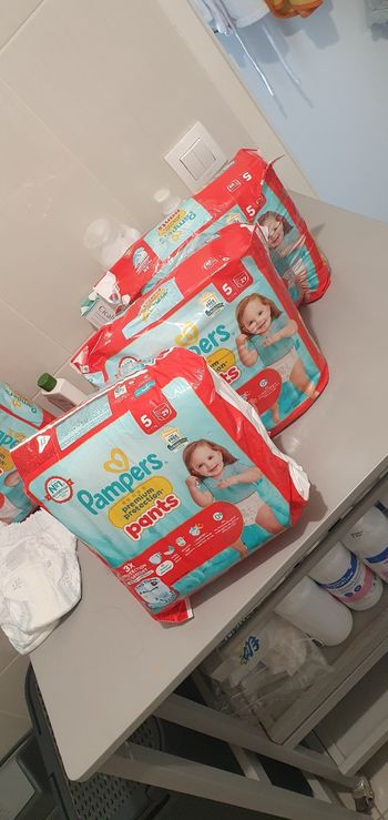 Pampers premium protection pants taille 5