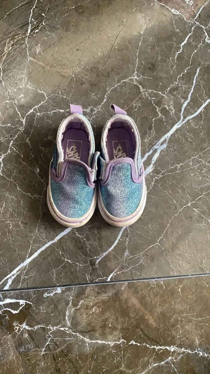 Basket vans