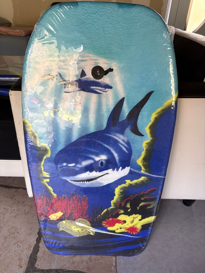 Bodyboard neuf - photo numéro 1