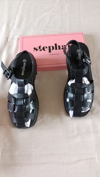 🖤 Sandales Noires Stephan Paris – Taille 38 – Neuves avec boîte