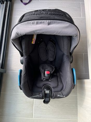 Cosy bébé Bébé Confort Streety Fix – très bon état