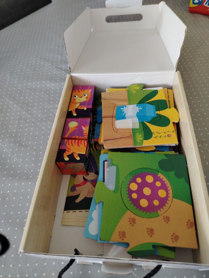 Jeu cubes & logic 2 en 1 montessori - photo numéro 3