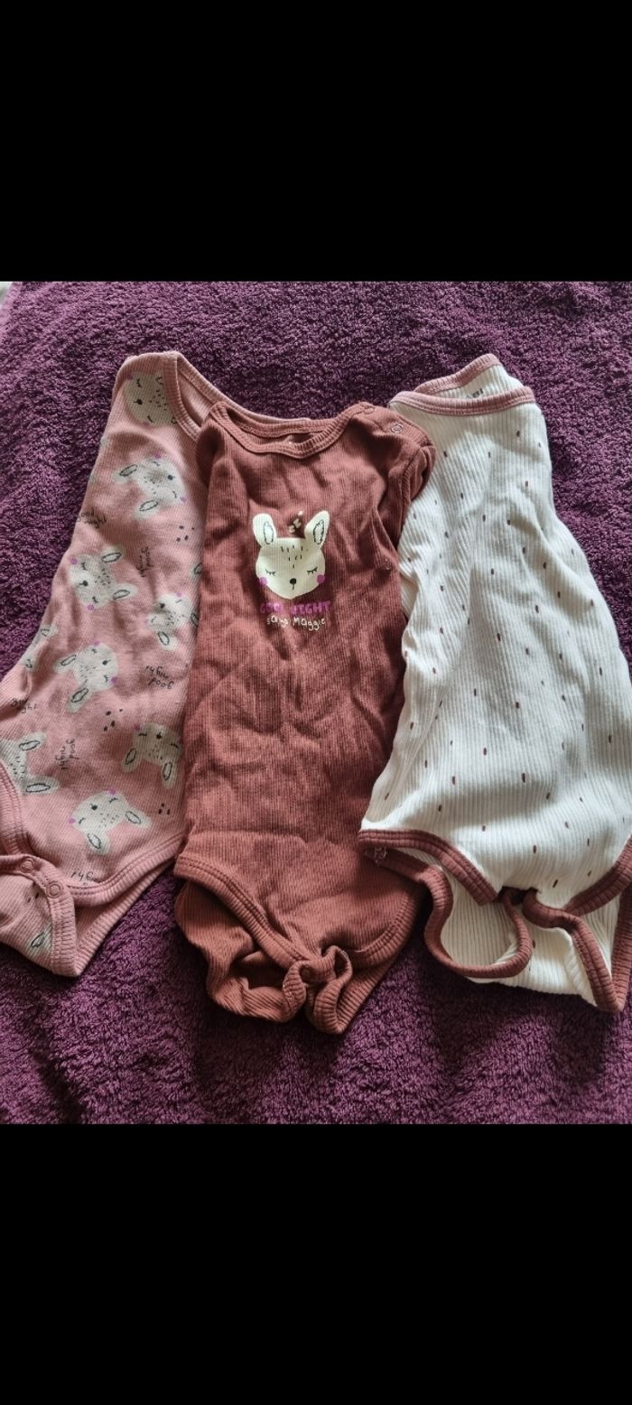 Lot de 3 body manches longues kiabi neuf