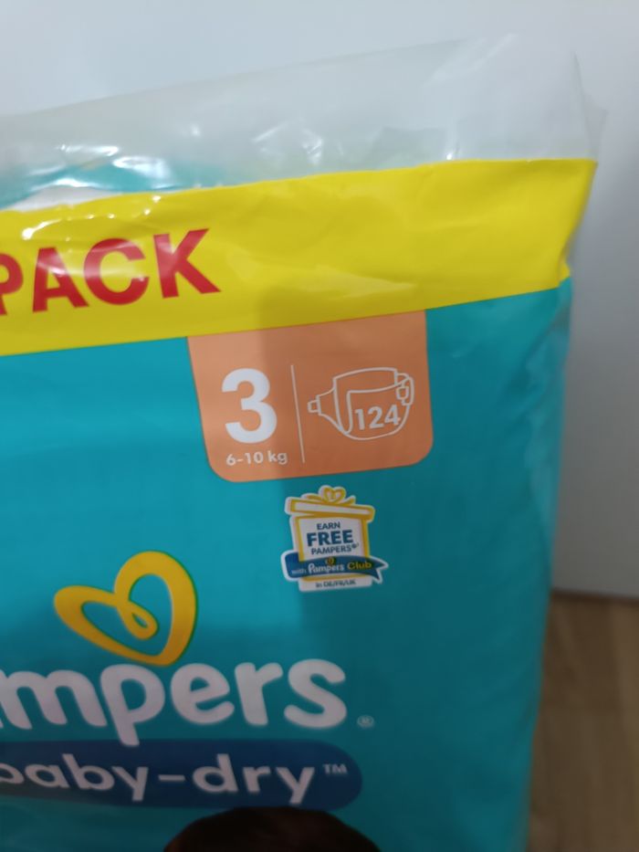 Pack couche Pampers Baby dry (124 couches - photo numéro 3