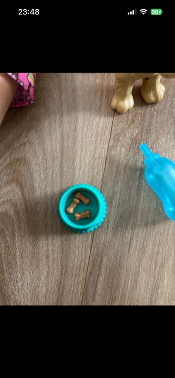 Barbie coffret poupée et ses 4 chiens - photo numéro 10