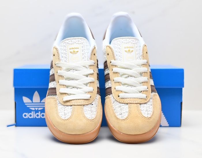 Paire de baskets Adidas Gazelle T:39 1/3 - neuves - photo numéro 3