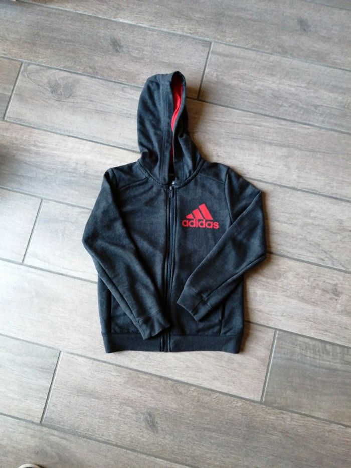 Sweat zippé