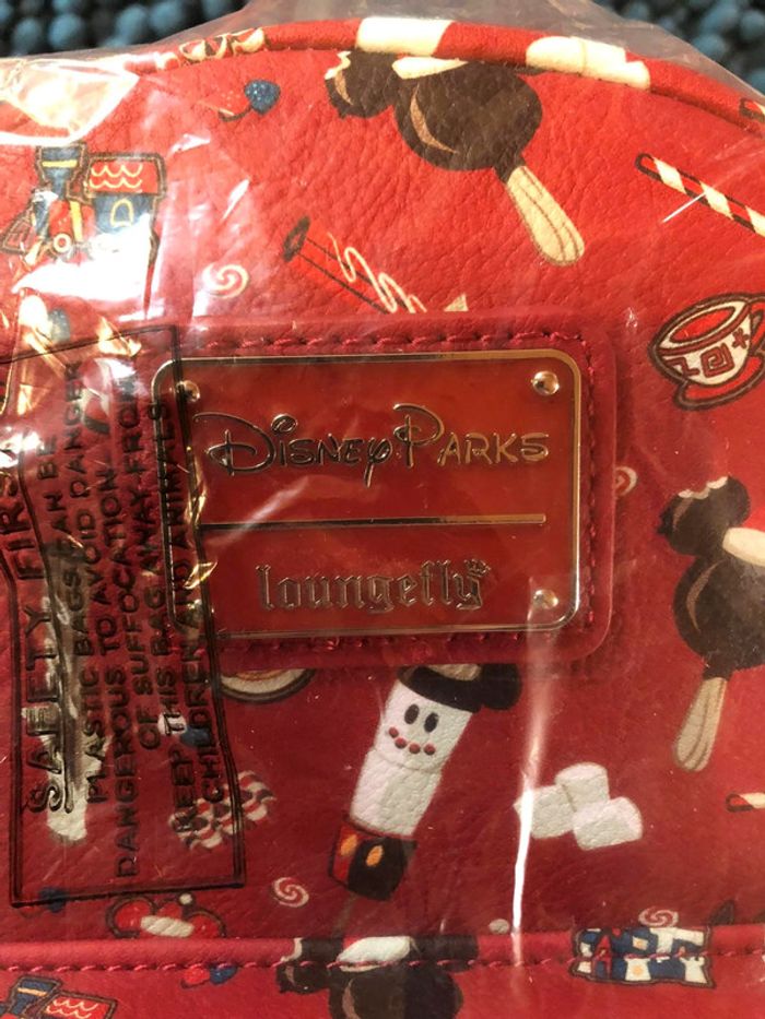 🍭 Sac Loungefly sucreries Noël - n e u f - photo numéro 2