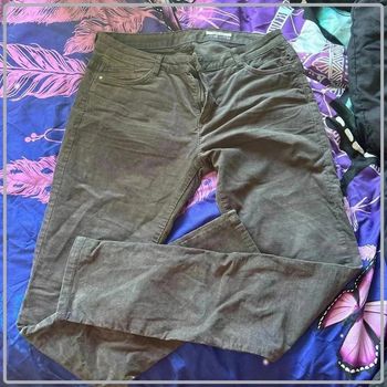 Pantalon style velours taille 40 marque edc