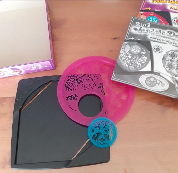 Mandala Designer tattoo style - photo numéro 2