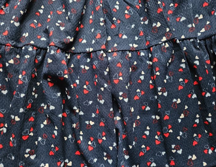 Robe motifs cœur neuve 8 ans - photo numéro 2