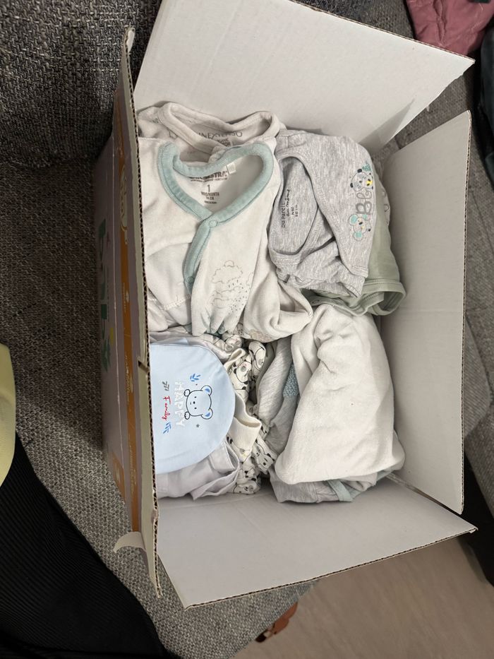 Carton  bébé 0a 1mois - photo numéro 8