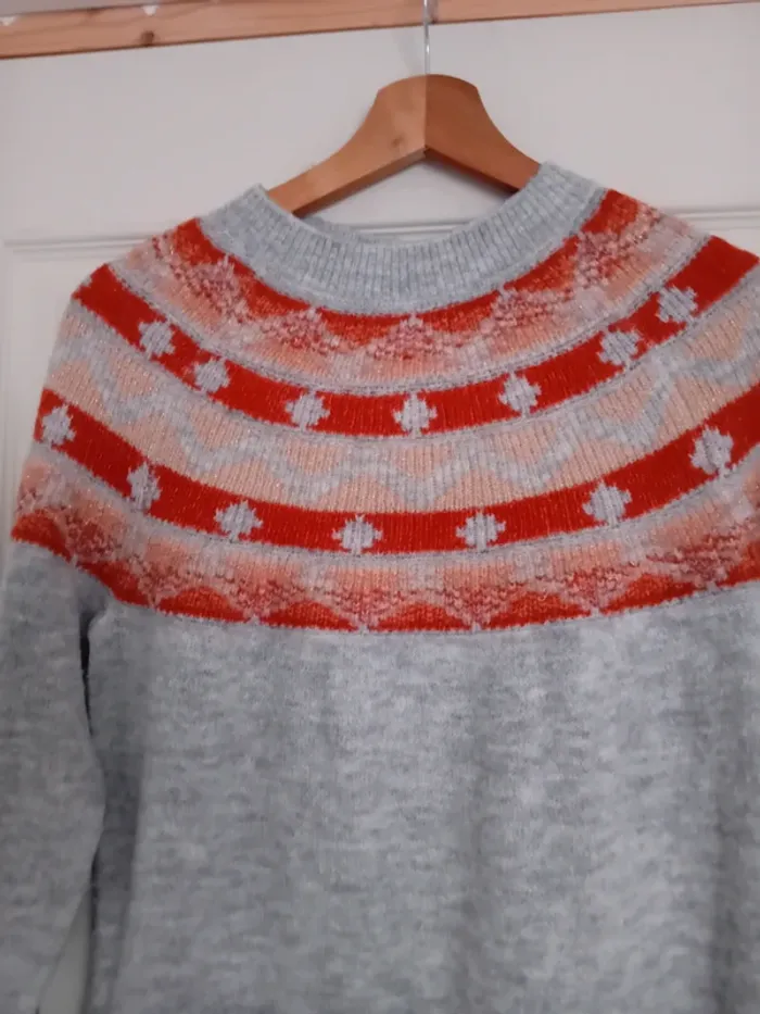 Pull femme Taille S - photo numéro 2