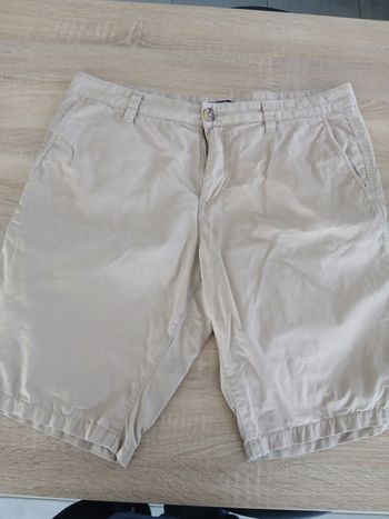 Short beige