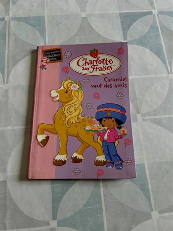 Livre Charlotte aux fraises - très bon état