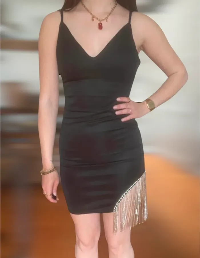 Robe moulante noir décolleté sexy à strass - photo numéro 2