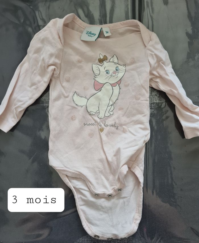 Lots body 6 mois - photo numéro 3