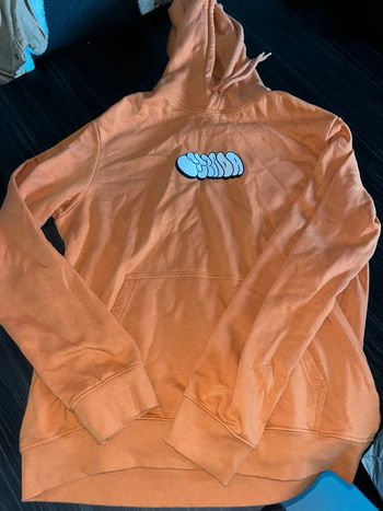 Pull orange