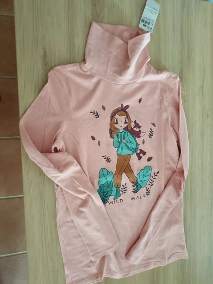 Tee shirt col roulé taille 14 ans