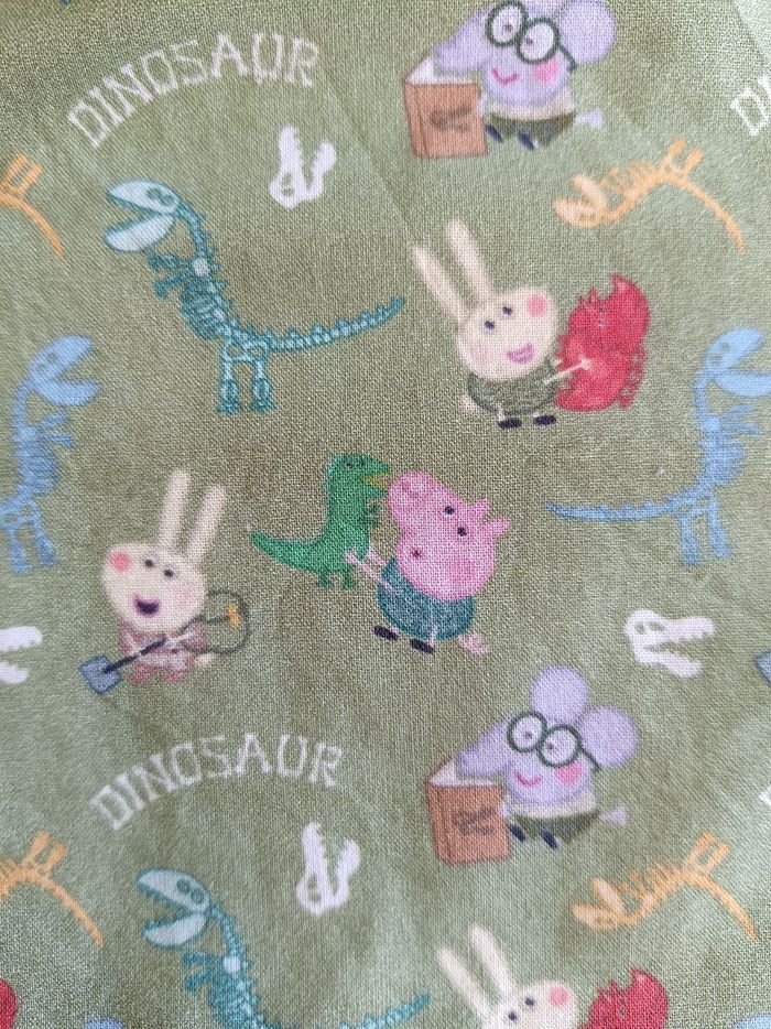 Bavoir maternelle mixte garçon fille motif licence peppa pig vert - photo numéro 3