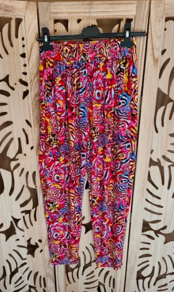 Pantalon fluide et légère imprimée