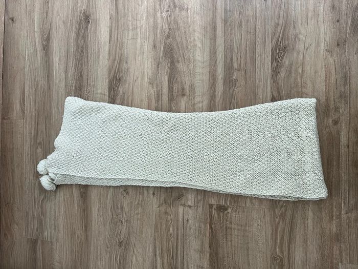 Écharpe maille femme couleur crème très bon état