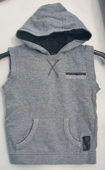 Sweat sans manches