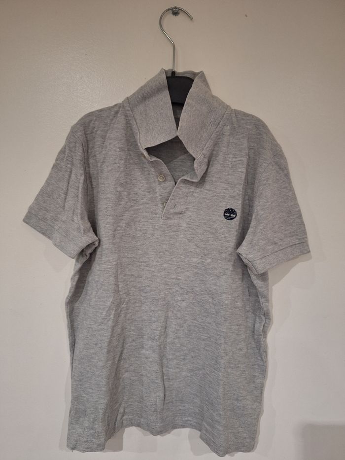 Polos