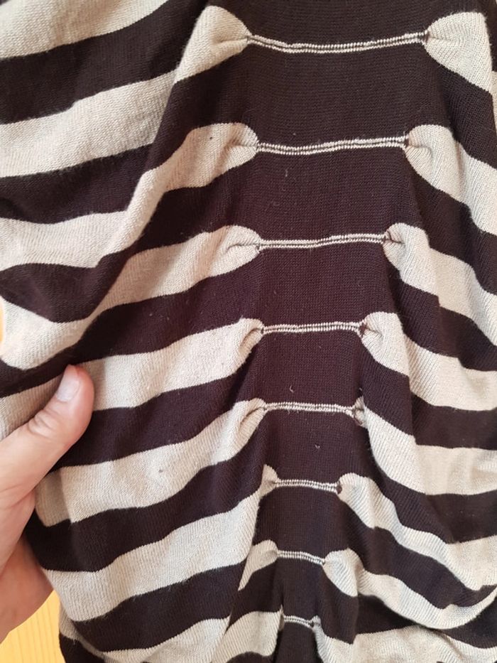 Robe moulante - photo numéro 2