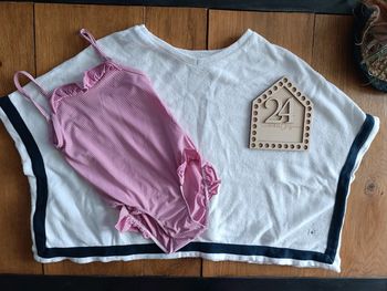 Poncho + maillot de bain 24 mois petit bateau