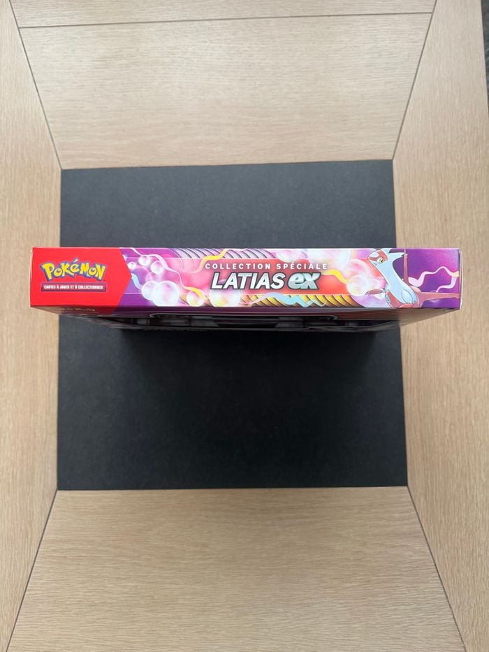 Pokémon Coffret Latias ex Stamp exclusif Neuf Français - photo numéro 3