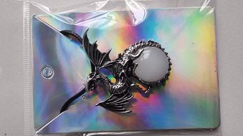 Collier ajustable Dragon sur Agathe blanche Neuf