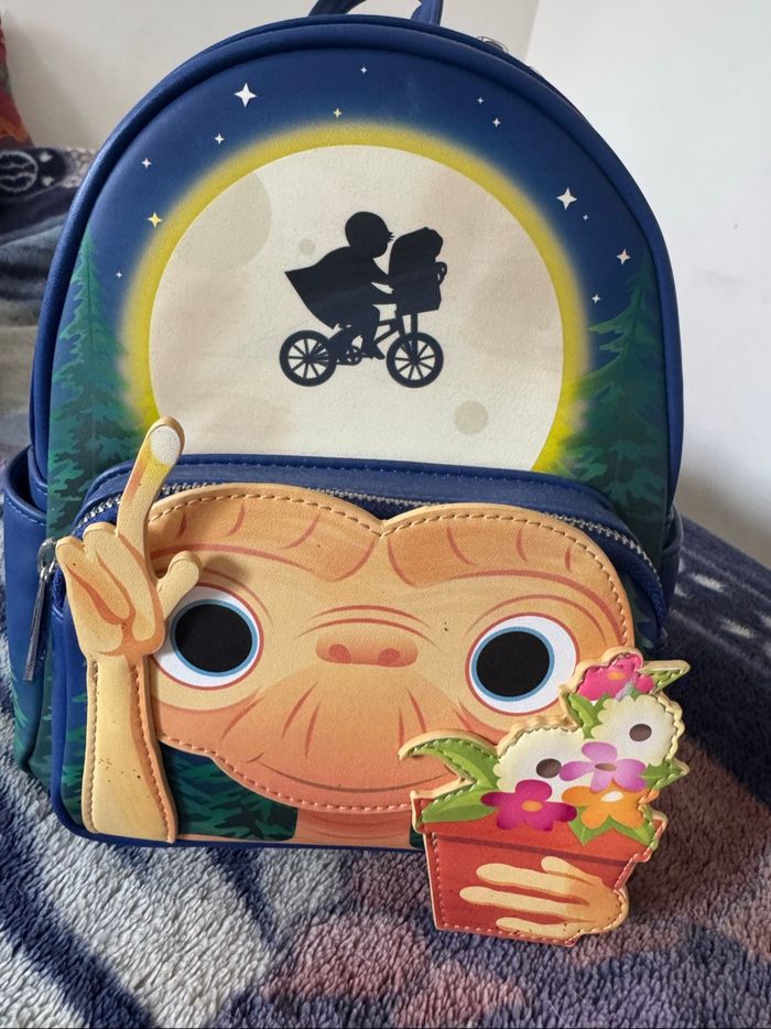 Loungefly E.T.