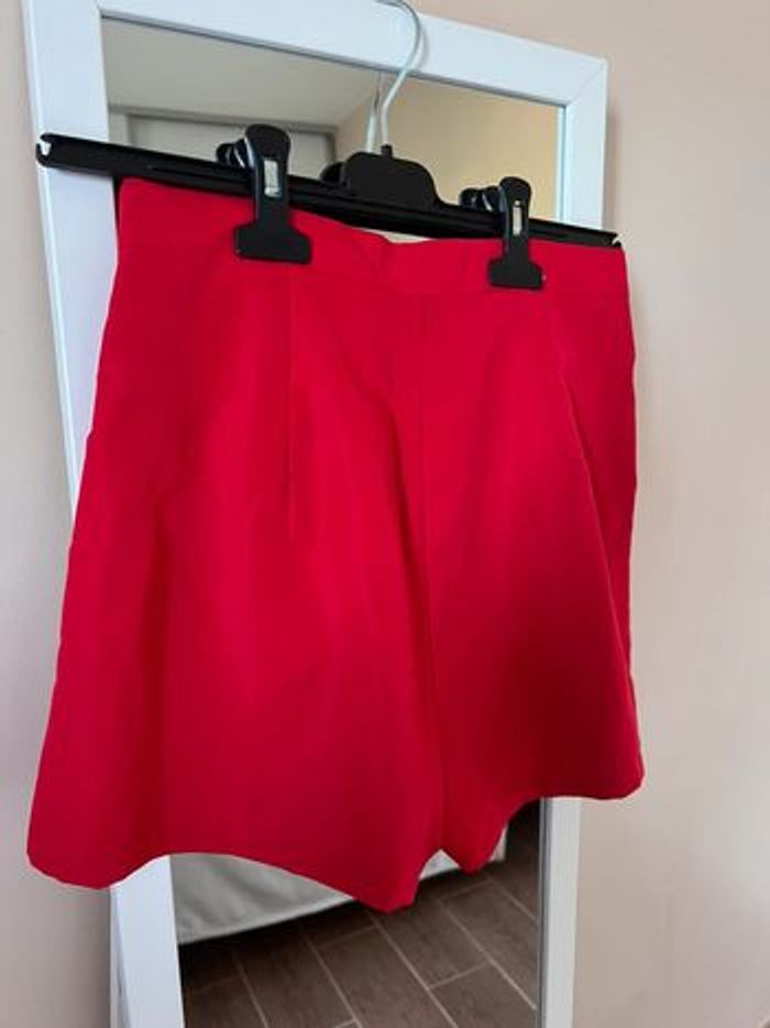 Short rouge taille haute - photo numéro 3