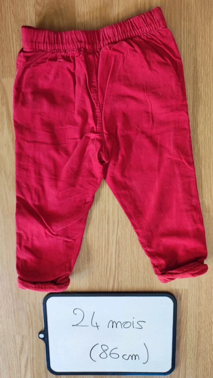 Pantalon en velours rouge taille 24 mois 86 cm - photo numéro 3